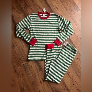 NWT! Hanna Andersson Women’s Christmas Pajamas.